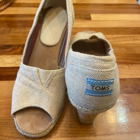 Toms peep toe wedges.